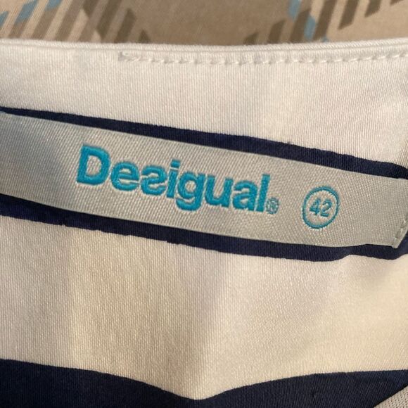 Desigual Spain Fabulous Graphic striped dress w/cap sleeves& splash of color - Picture 5 of 7